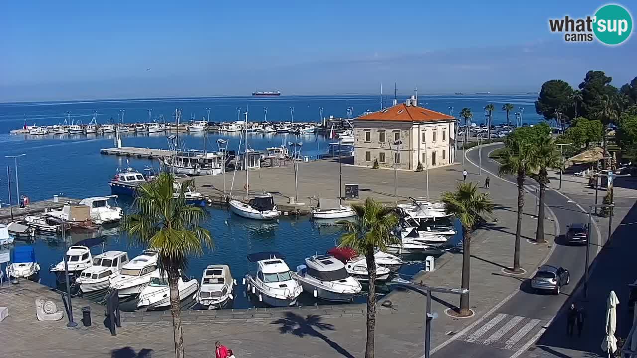 Camera en vivo Koper – puerto deportivo y paseo marítimo desde el Hotel Grand Koper