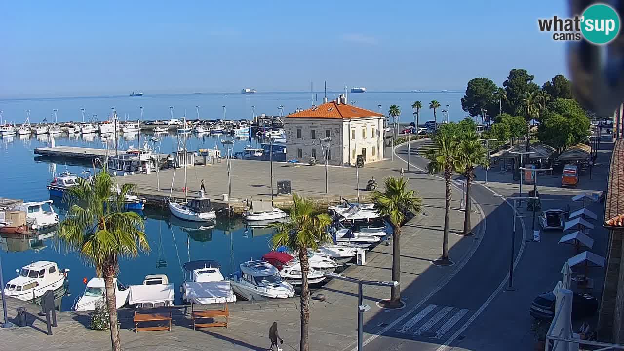 Camera en vivo Koper – puerto deportivo y paseo marítimo desde el Hotel Grand Koper