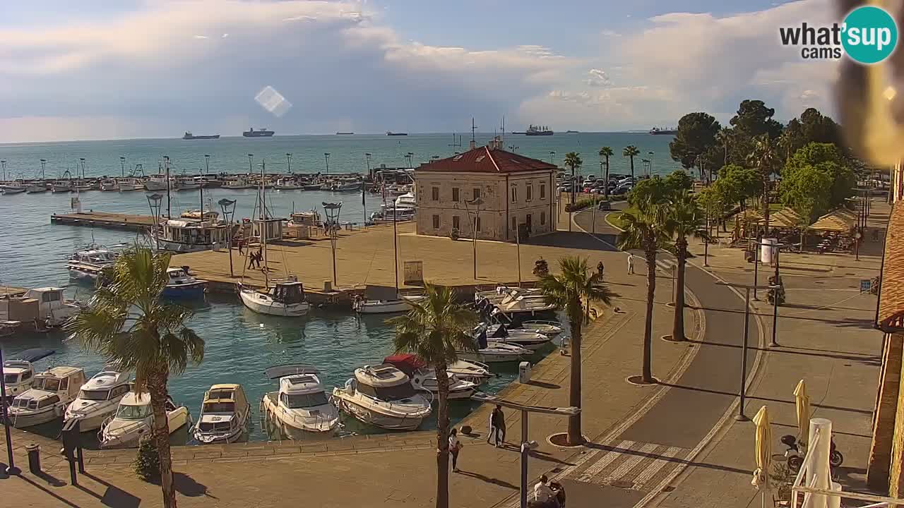 Webcam Koper – Panorama de la marina et de la promenade depuis le Grand Hotel Koper