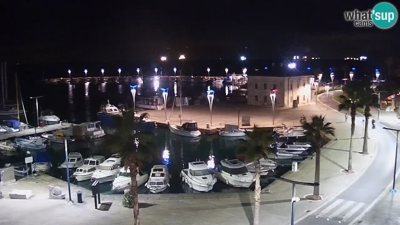 Spletna kamera Koper – Panorama na marino in promenado s Hotela Grand Koper