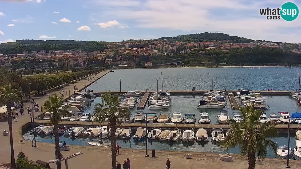 Spletna kamera Koper – Panorama na marino in promenado s Hotela Grand Koper