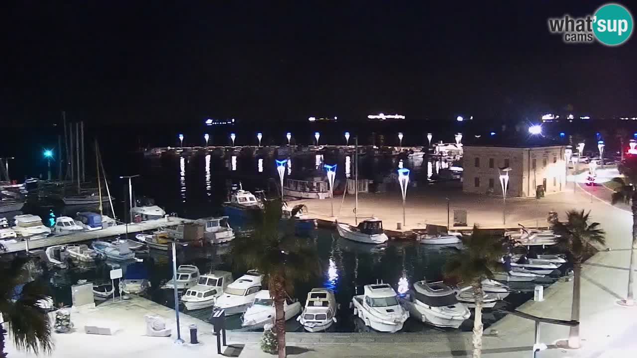 Webcam Koper – Panorama des Jachthafens und der Promenade vom Hotel Grand Koper