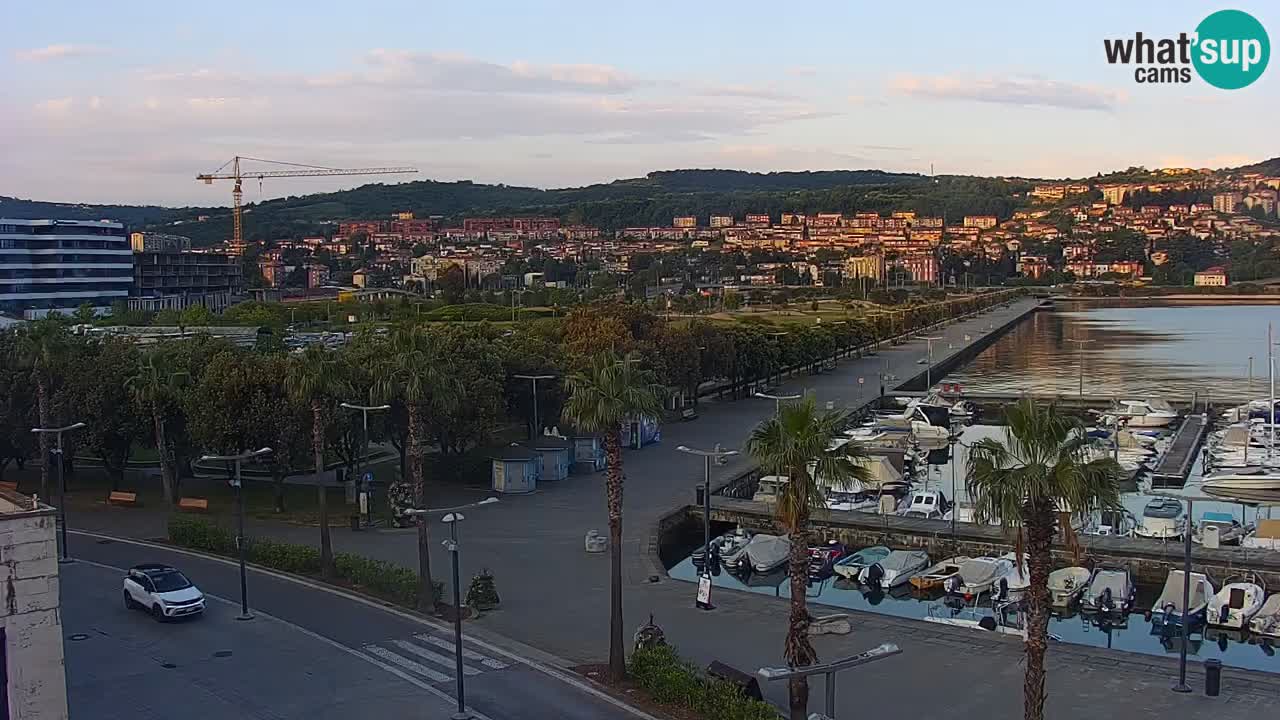 Web kamera Koper – marina i promenada – hotel Grand Koper
