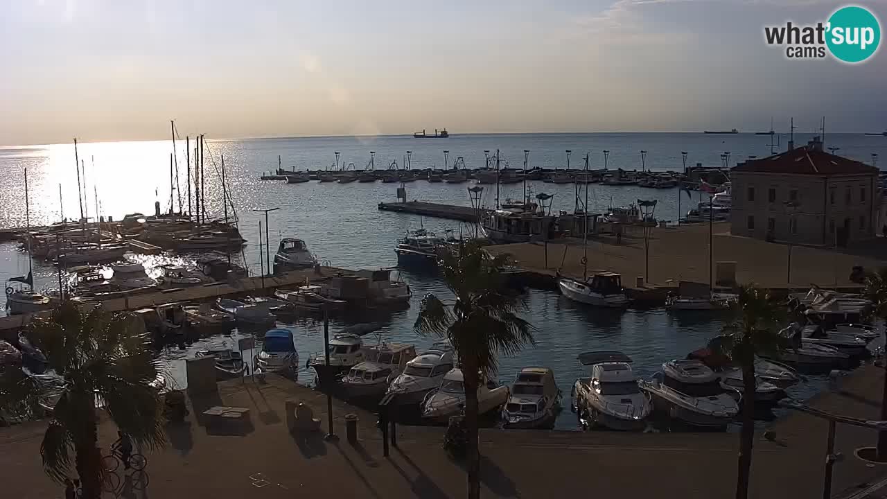 Web kamera Koper – marina i promenada – hotel Grand Koper