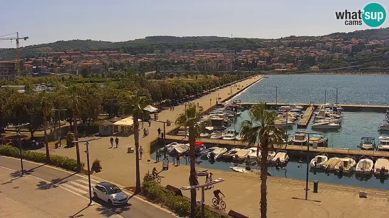 Webcam Koper – Panorama des Jachthafens und der Promenade vom Hotel Grand Koper