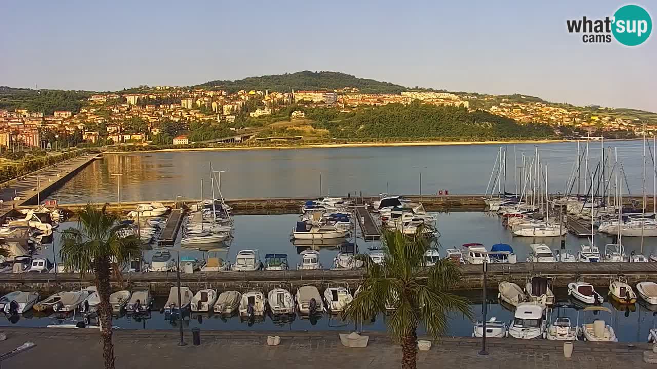 Webcam Koper – Panorama de la marina et de la promenade depuis le Grand Hotel Koper