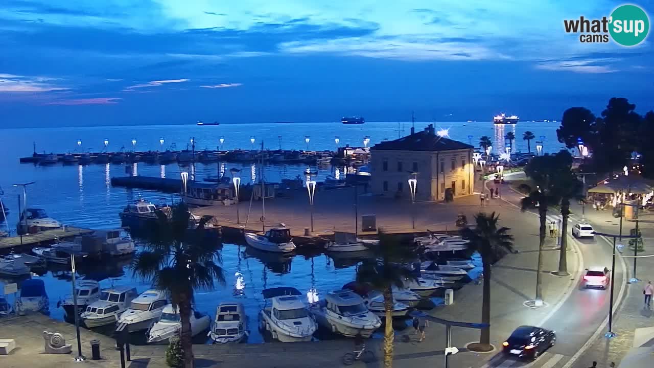 Webcam Koper – Panorama of the marina and promenade from the Grand Hotel Koper