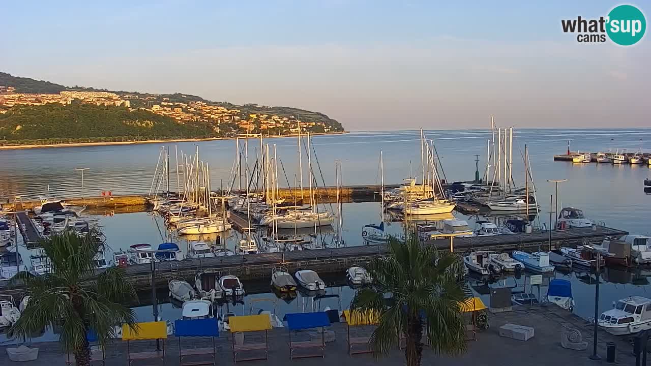 Webcam Koper – Panorama of the marina and promenade from the Grand Hotel Koper