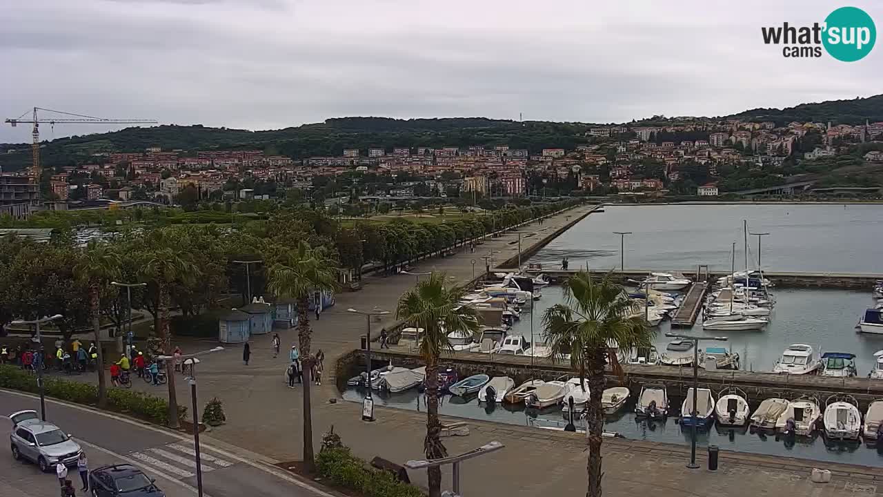 Webcam Koper – Panorama of the marina and promenade from the Grand Hotel Koper