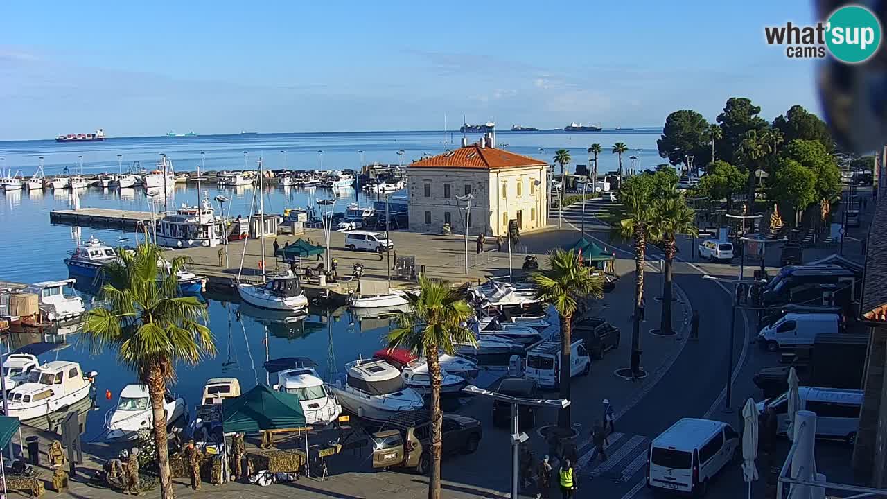 Camera en vivo Koper – puerto deportivo y paseo marítimo desde el Hotel Grand Koper
