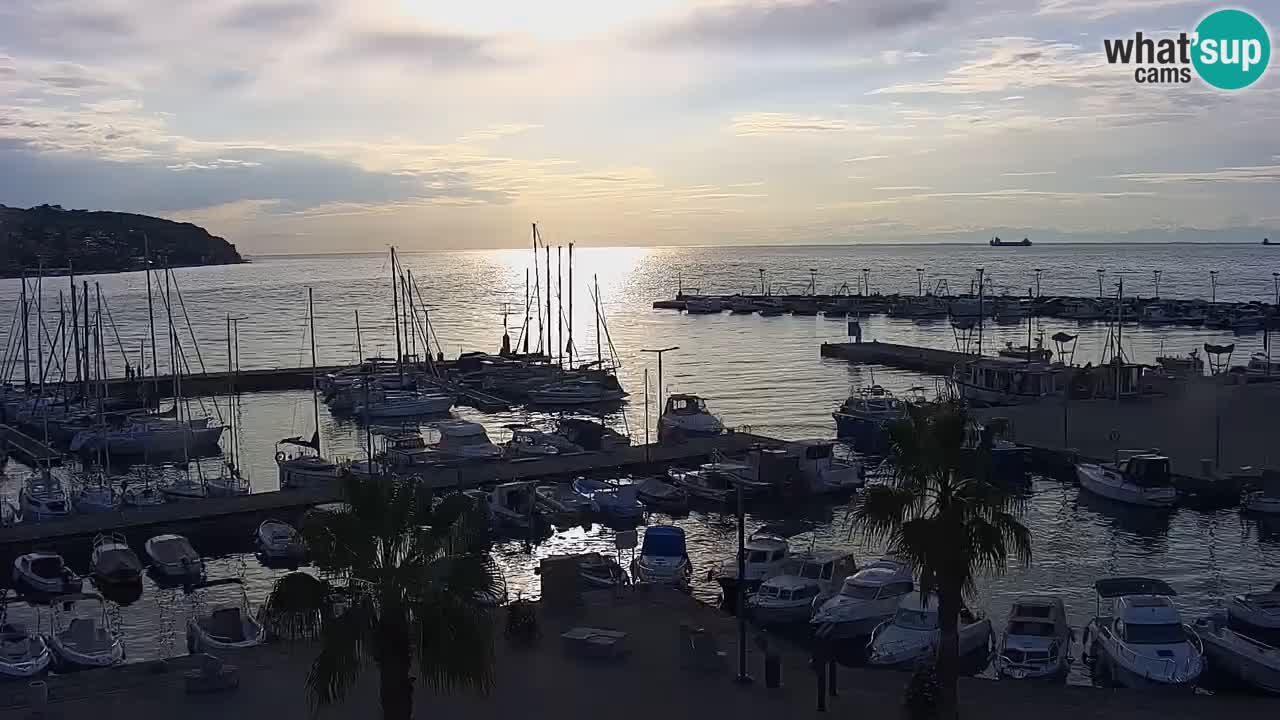 Web kamera Koper – marina i promenada – hotel Grand Koper