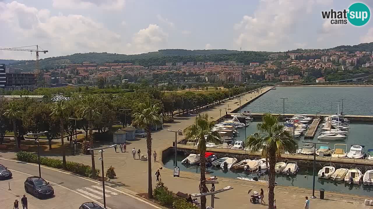 Webcam Koper – Panorama of the marina and promenade from the Grand Hotel Koper