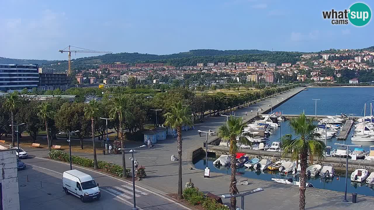 Webcam Koper – Panorama de la marina et de la promenade depuis le Grand Hotel Koper