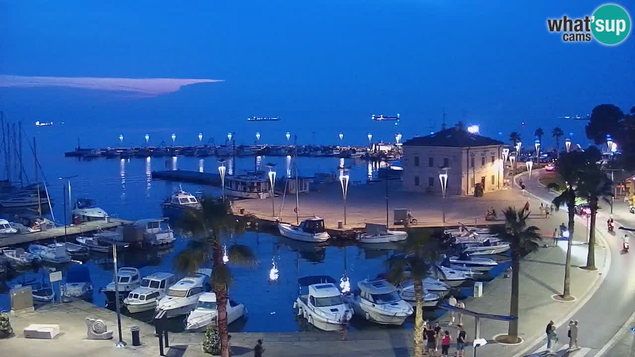 Spletna kamera Koper – Panorama na marino in promenado s Hotela Grand Koper
