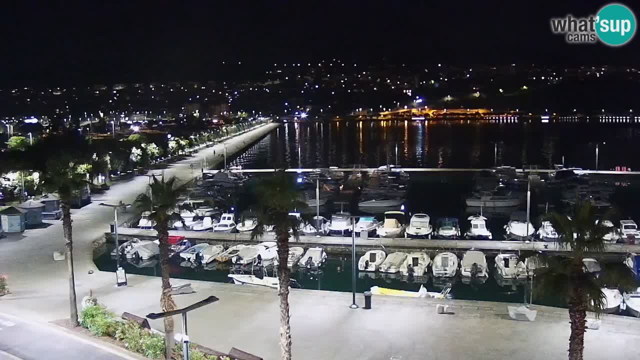 Webcam en direct du port de Koper – port de croisière et de fret – Slovénie