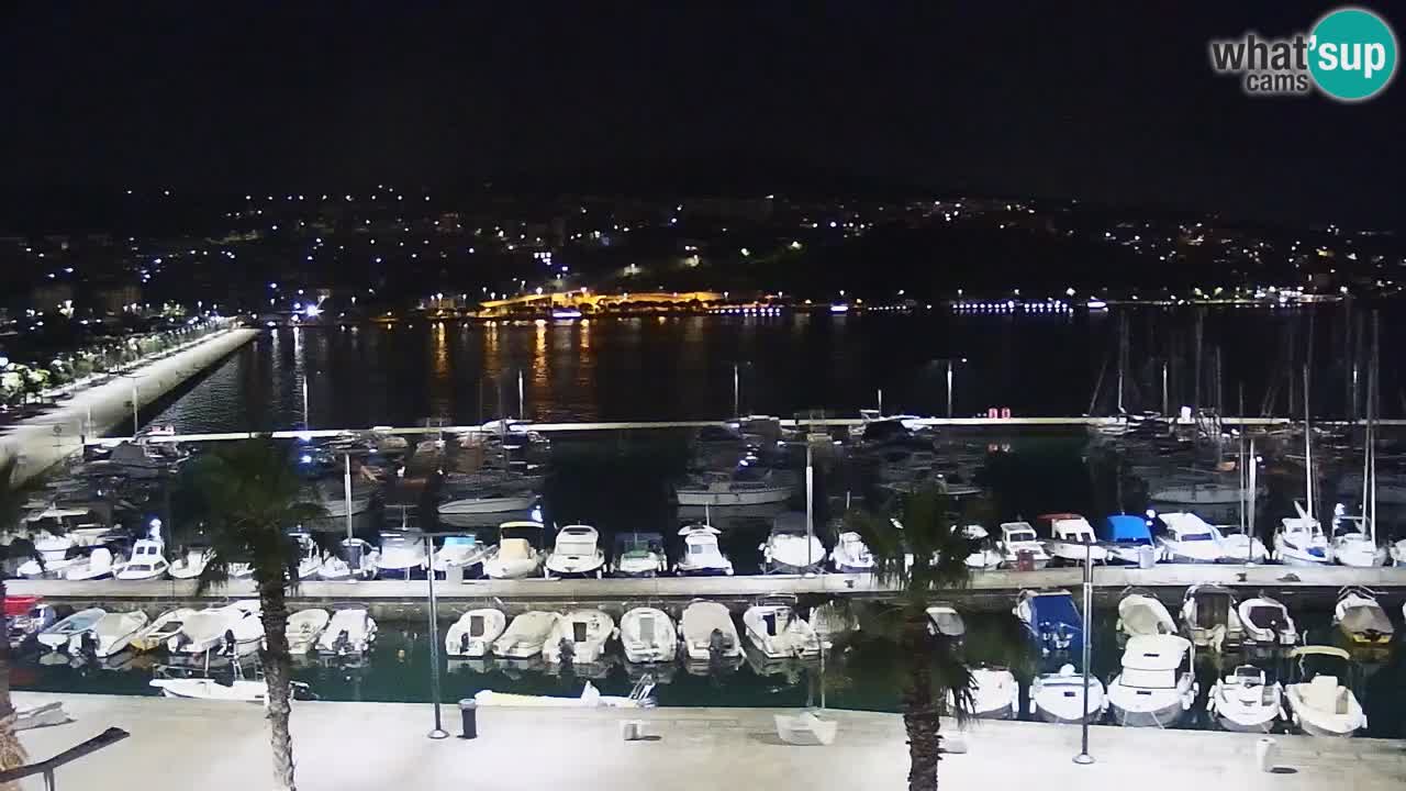 Webcam Koper – Panorama des Jachthafens und der Promenade vom Hotel Grand Koper