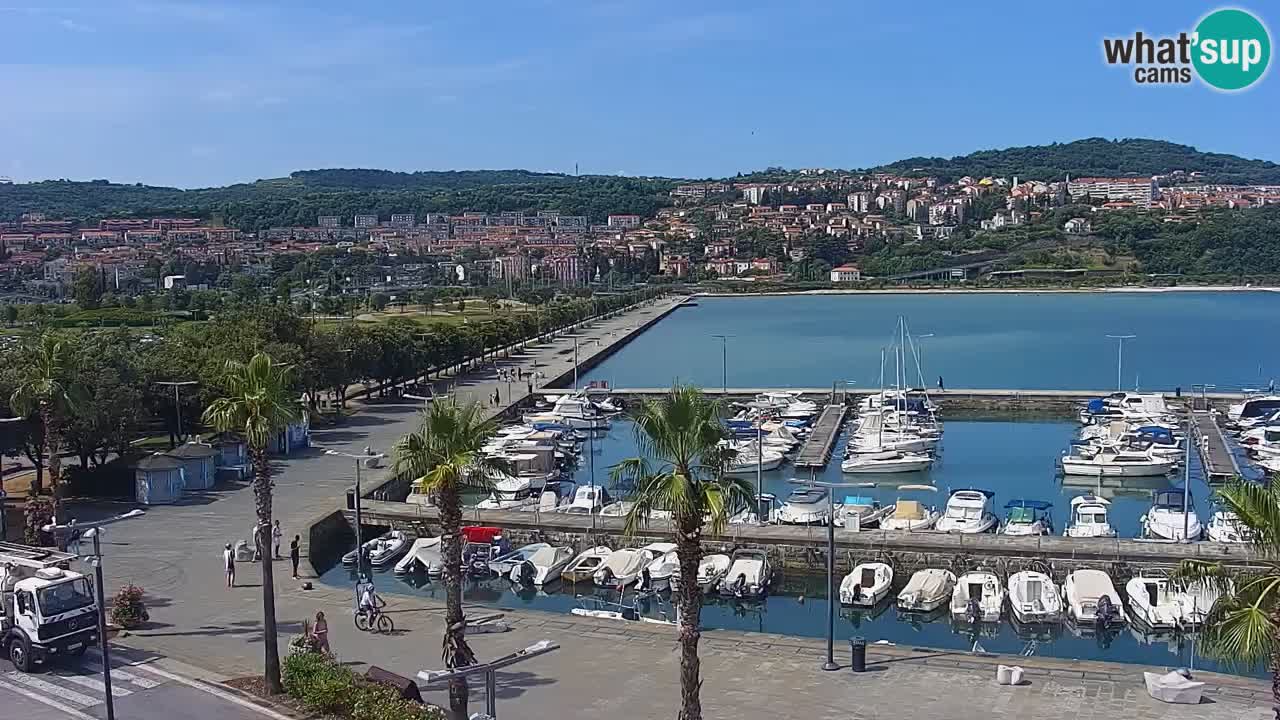 Der Hafen von Koper Live-Webcam – Kreuzfahrt- und Frachthafen – Slowenien