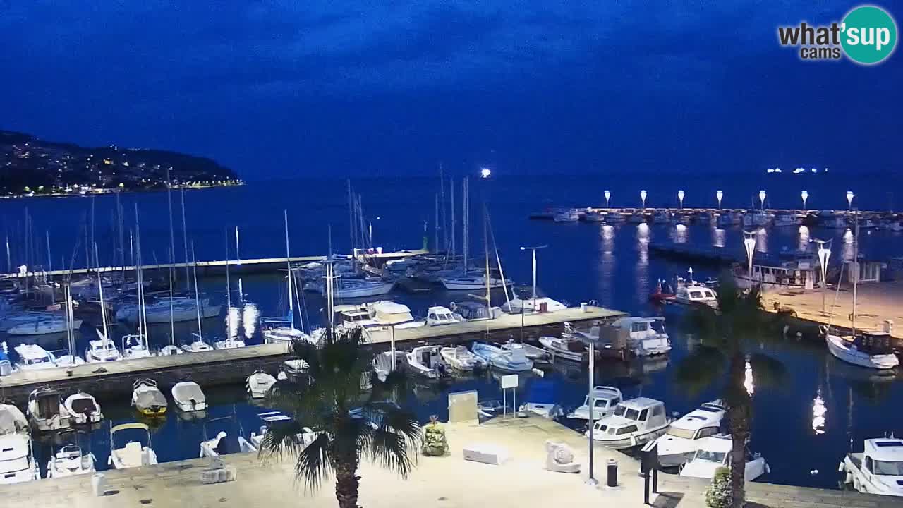 Der Hafen von Koper Live-Webcam – Kreuzfahrt- und Frachthafen – Slowenien