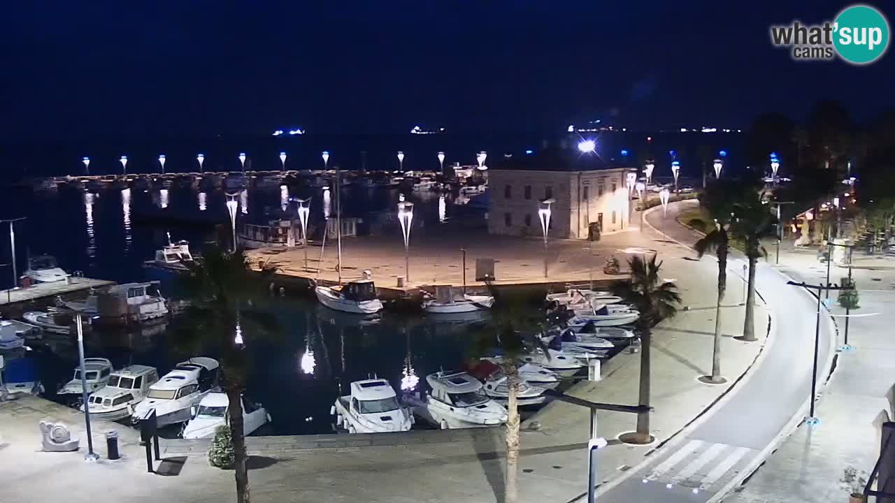 Luka Kopar uživo web kamera – Turistički terminal i teretna luka – Slovenija