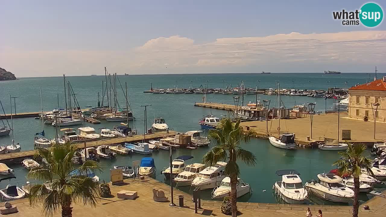 Webcam en direct du port de Koper – port de croisière et de fret – Slovénie