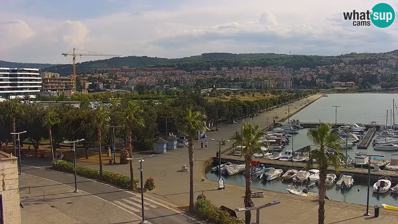 Webcam en direct du port de Koper – port de croisière et de fret – Slovénie