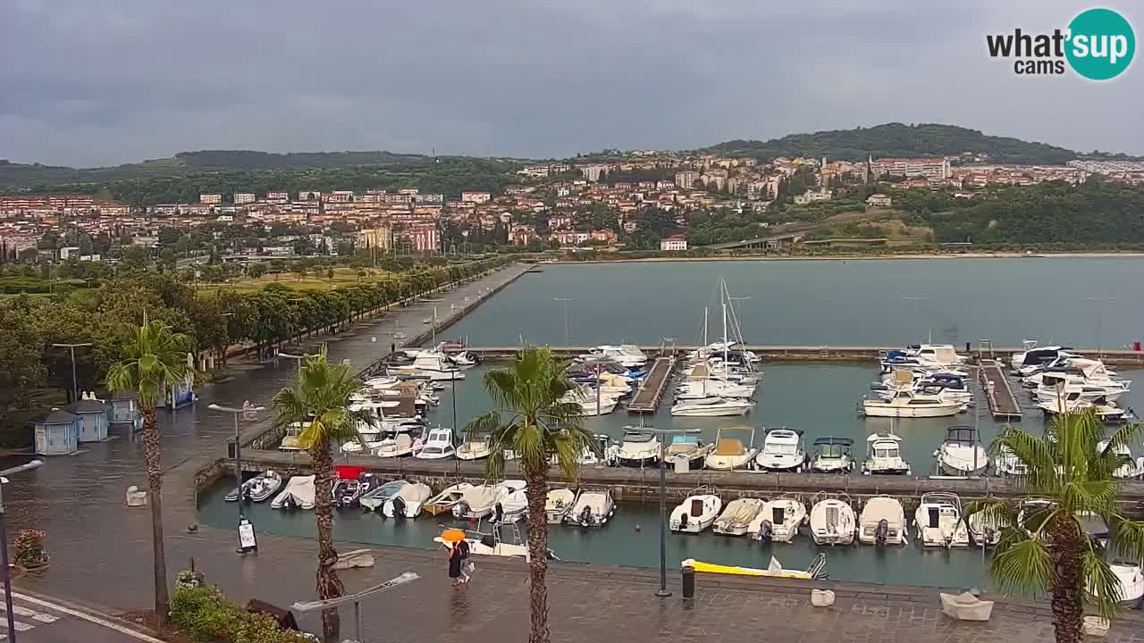 Webcam en direct du port de Koper – port de croisière et de fret – Slovénie