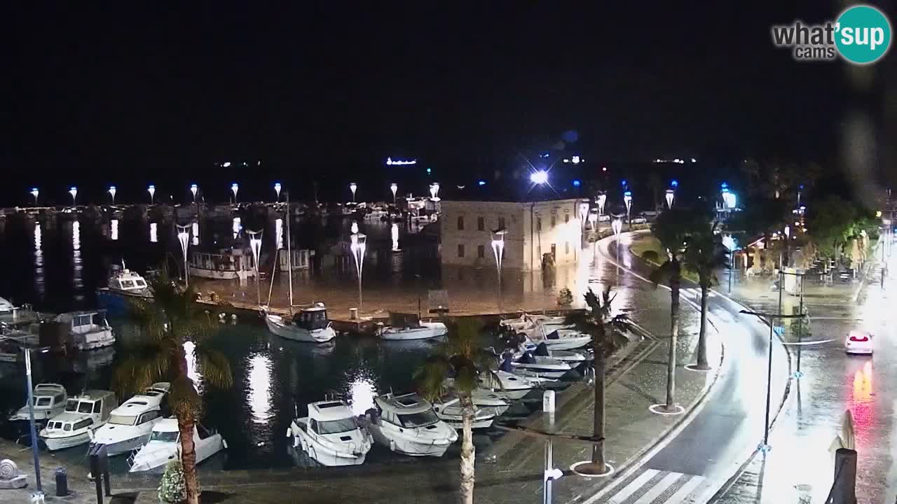 Luka Kopar uživo web kamera – Turistički terminal i teretna luka – Slovenija