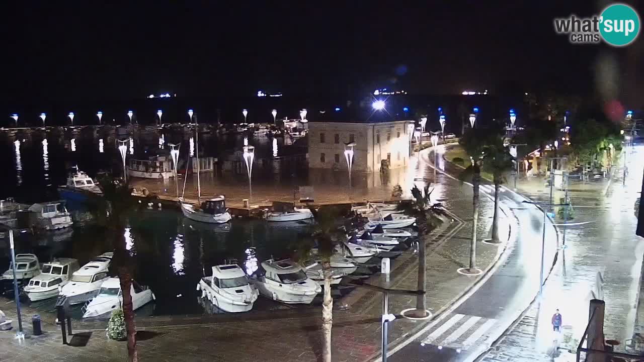 Webcam Koper – Panorama des Jachthafens und der Promenade vom Hotel Grand Koper