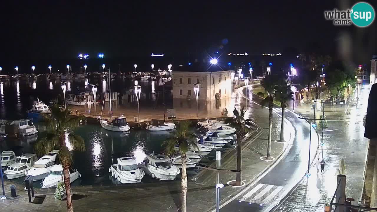 Webcam Koper – Panorama des Jachthafens und der Promenade vom Hotel Grand Koper