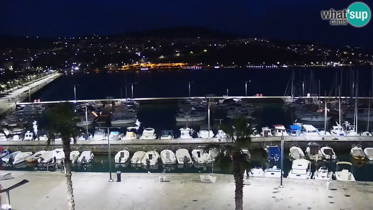 Webcam Koper – Panorama of the marina and promenade from the Grand Hotel Koper