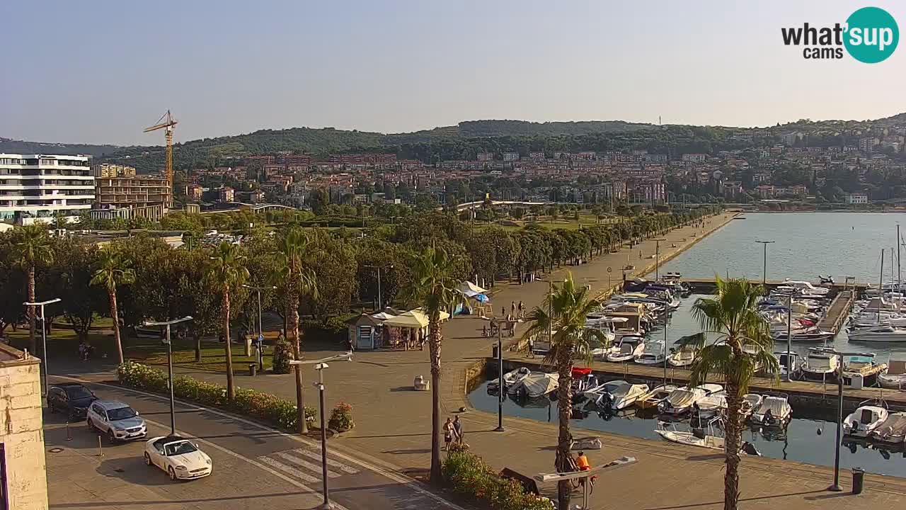 Spletna kamera Koper – Panorama na marino in promenado s Hotela Grand Koper