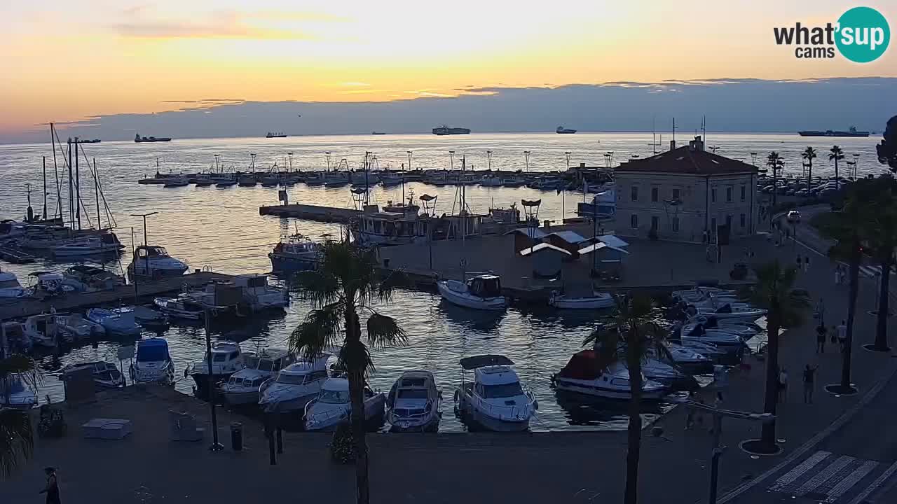 The Port of Koper live webcam – cruise and cargo port – Slovenia