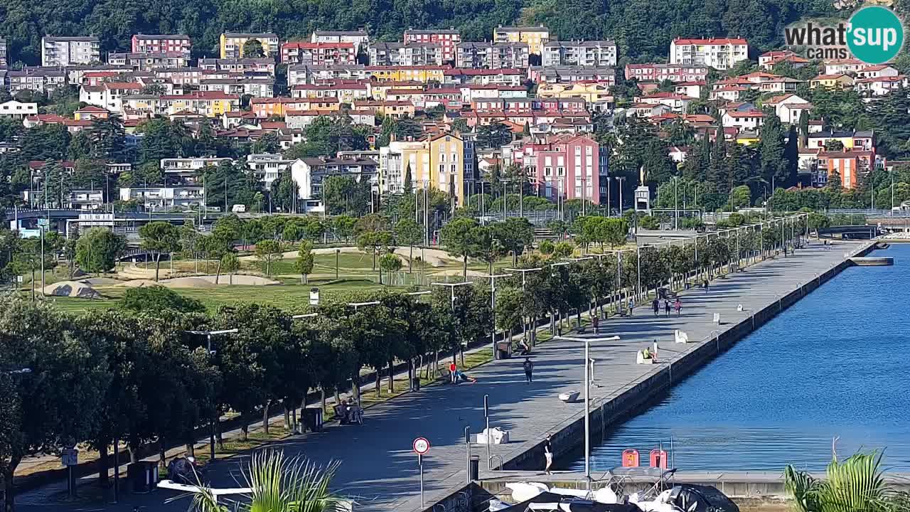 Camera en vivo Koper – puerto deportivo y paseo marítimo desde el Hotel Grand Koper