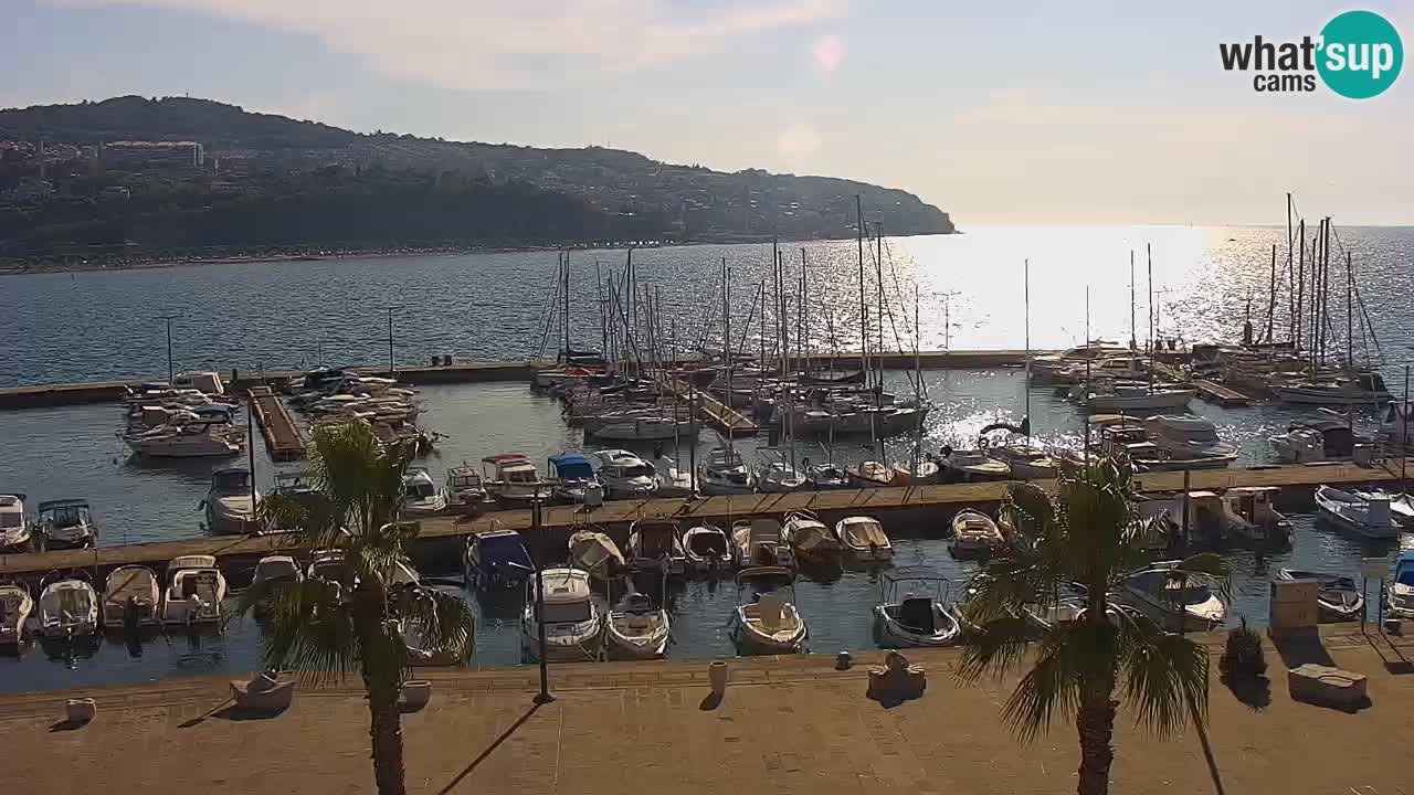 Web kamera Koper – marina i promenada – hotel Grand Koper