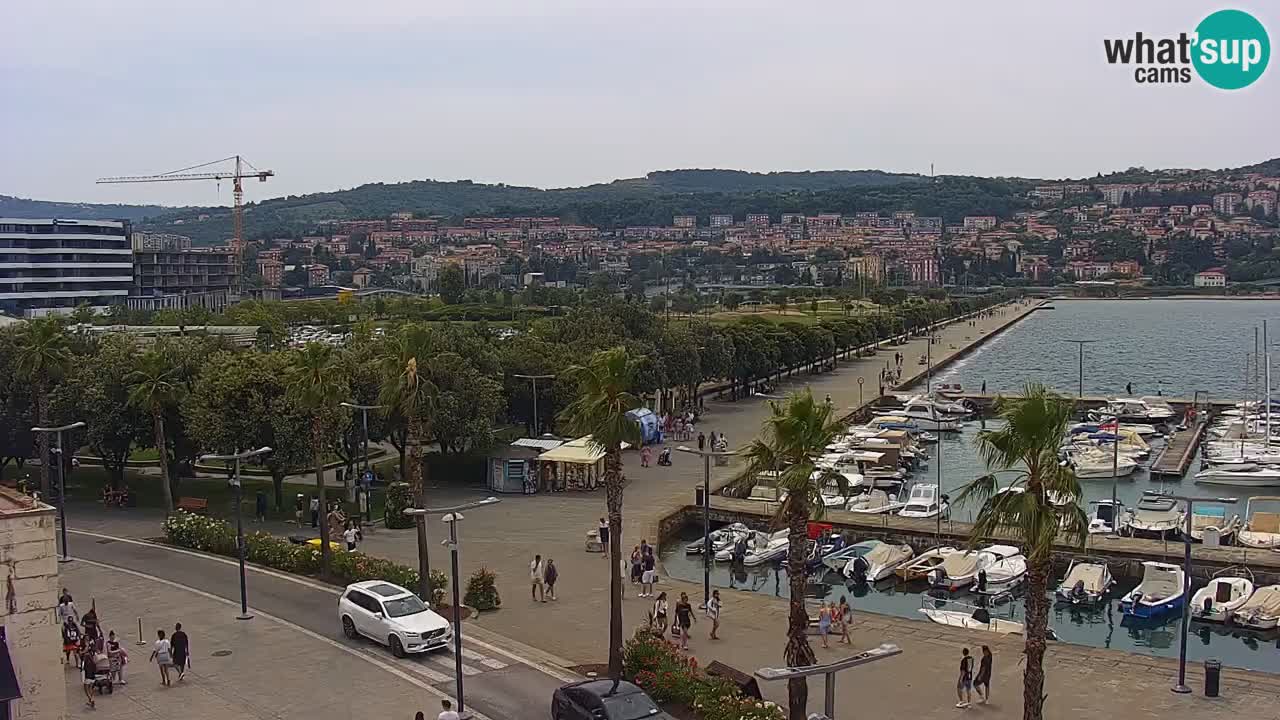 Webcam Koper – Panorama de la marina et de la promenade depuis le Grand Hotel Koper
