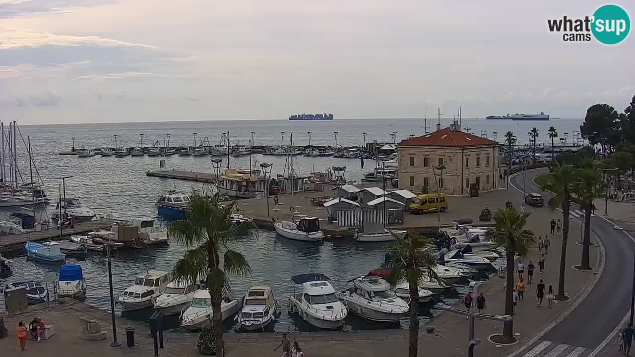 Il porto di Koper – Capodistria live webcam – porto crociere e mercantile – Slovenia