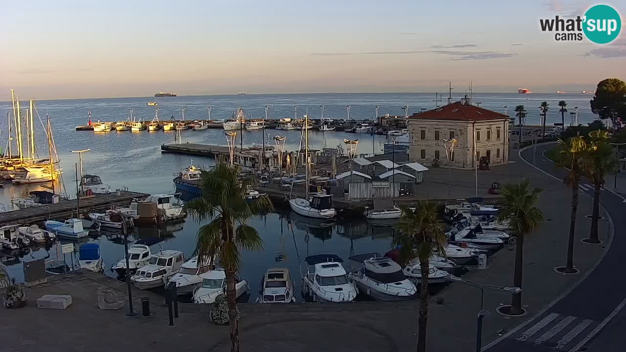 Webcam en vivo del Puerto de Koper – puerto de carga y cruceros – Eslovenia