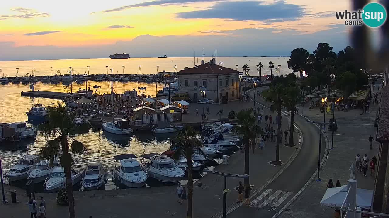 Der Hafen von Koper Live-Webcam – Kreuzfahrt- und Frachthafen – Slowenien