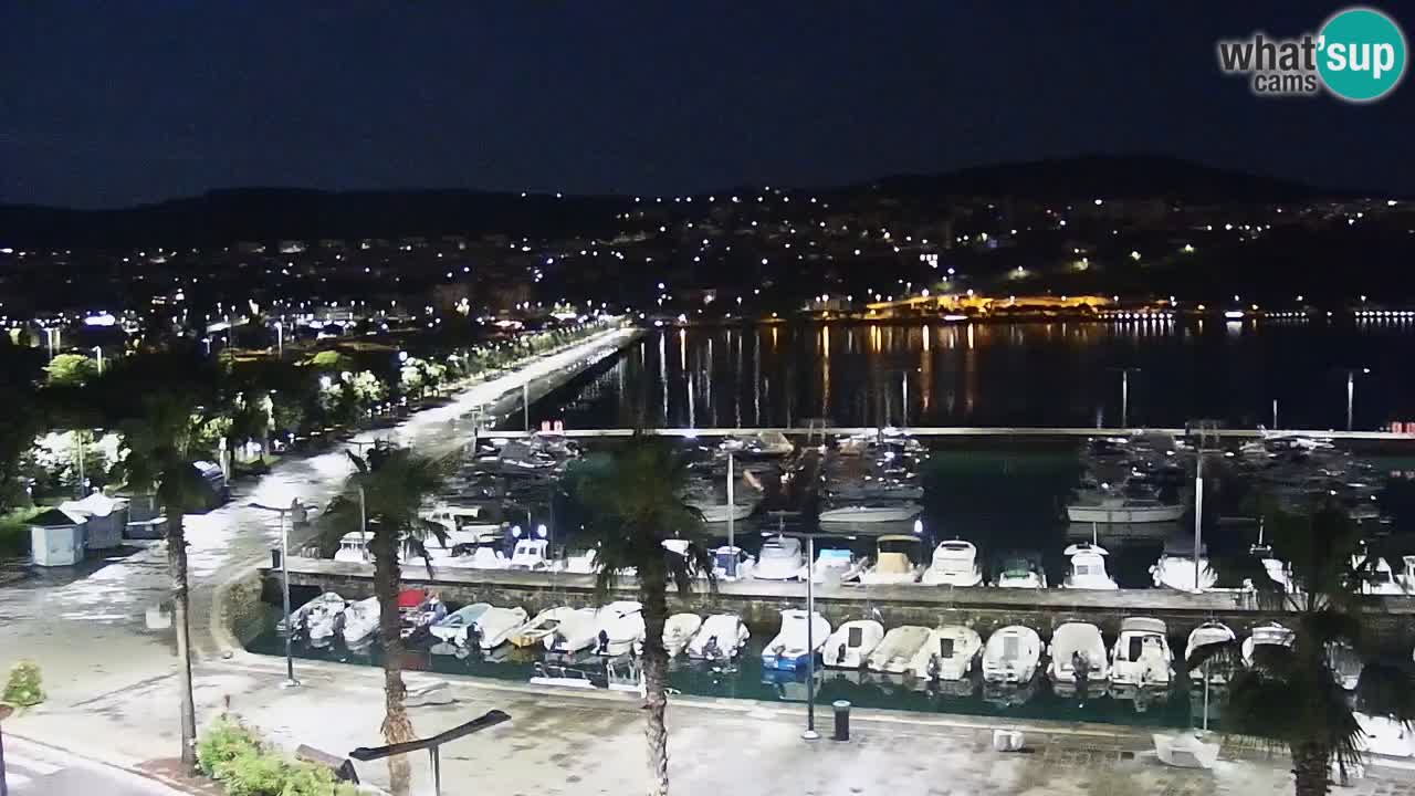 Webcam Koper – Panorama of the marina and promenade from the Grand Hotel Koper