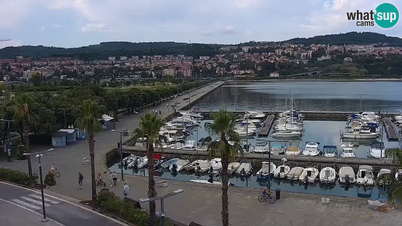 Webcam en direct du port de Koper – port de croisière et de fret – Slovénie