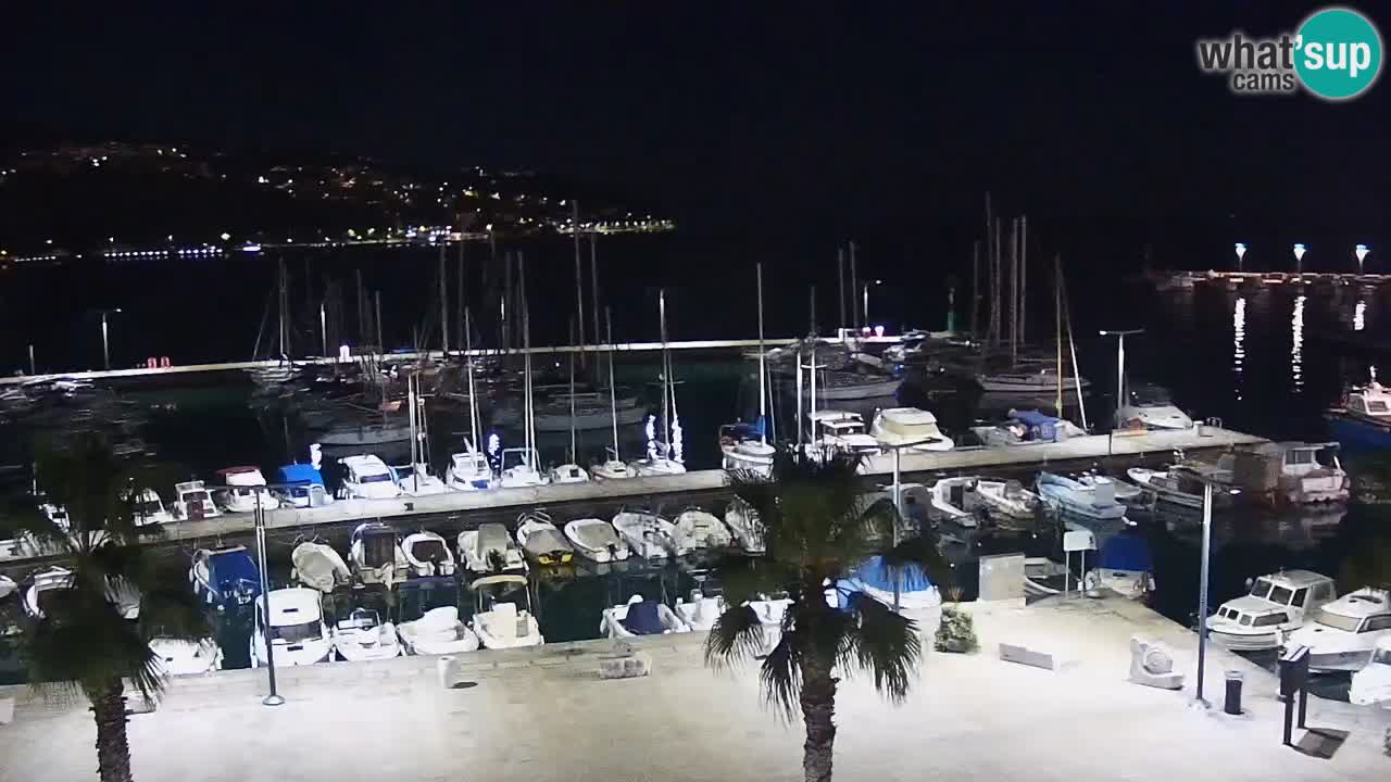 Luka Kopar uživo web kamera – Turistički terminal i teretna luka – Slovenija