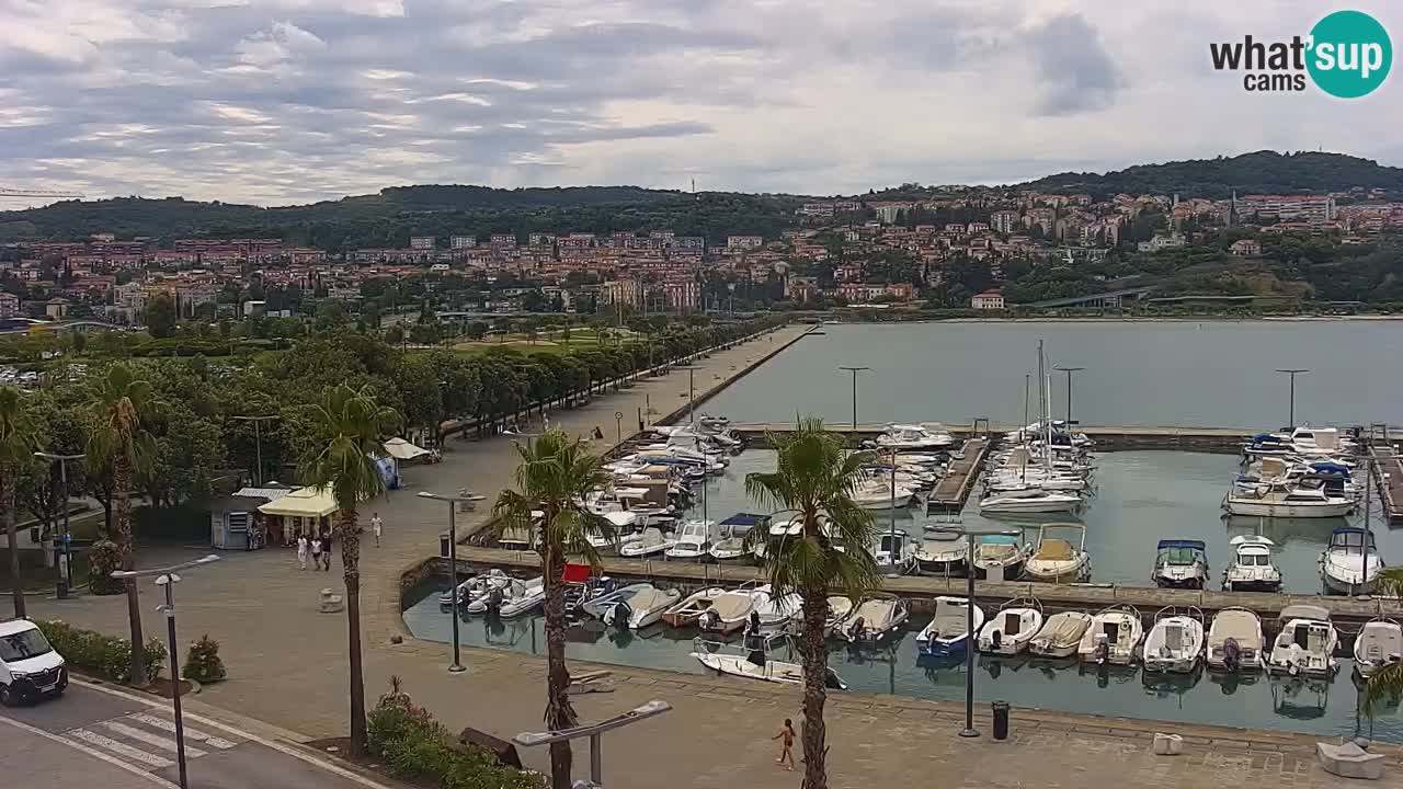 Web kamera Koper – marina i promenada – hotel Grand Koper