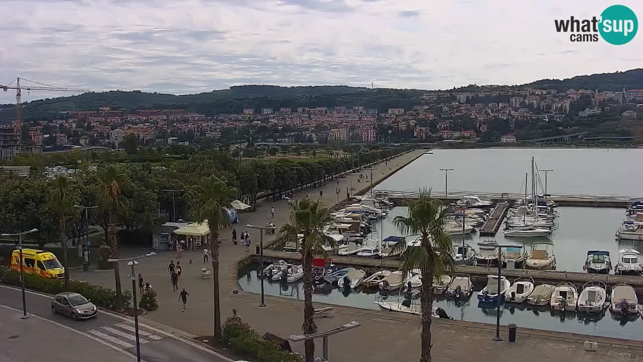 Camera en vivo Koper – puerto deportivo y paseo marítimo desde el Hotel Grand Koper