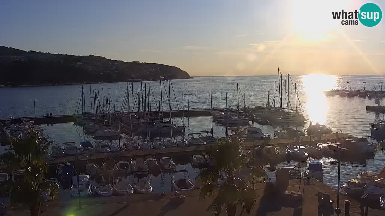 Webcam Koper – Panorama of the marina and promenade from the Grand Hotel Koper