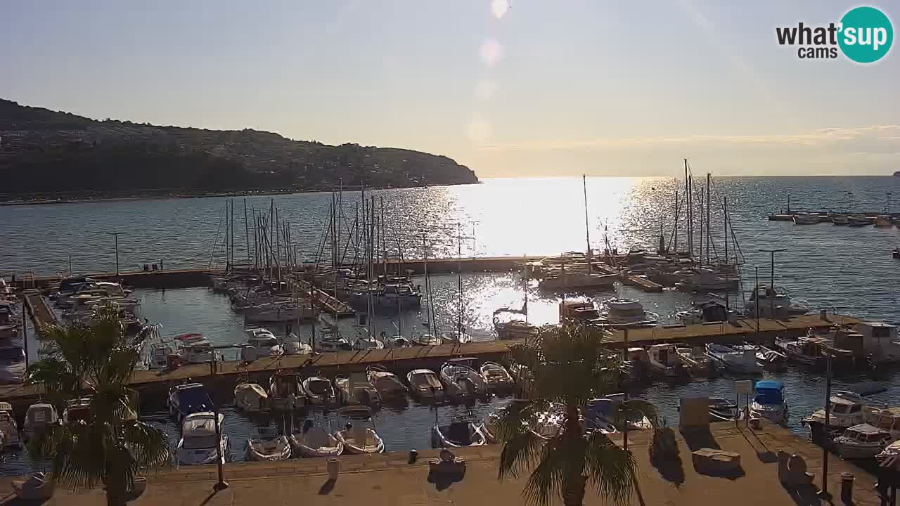 Luka Kopar uživo web kamera – Turistički terminal i teretna luka – Slovenija