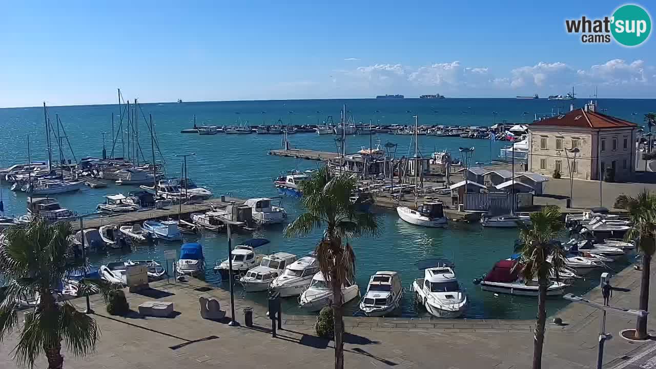 Webcam Koper – Panorama of the marina and promenade from the Grand Hotel Koper