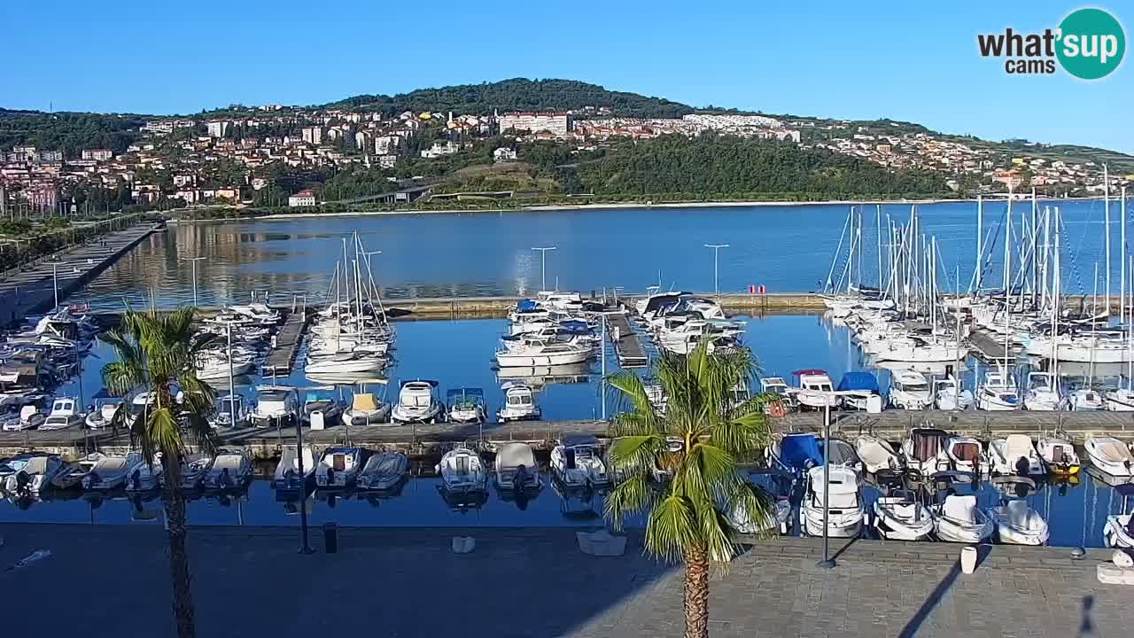 Camera en vivo Koper – puerto deportivo y paseo marítimo desde el Hotel Grand Koper