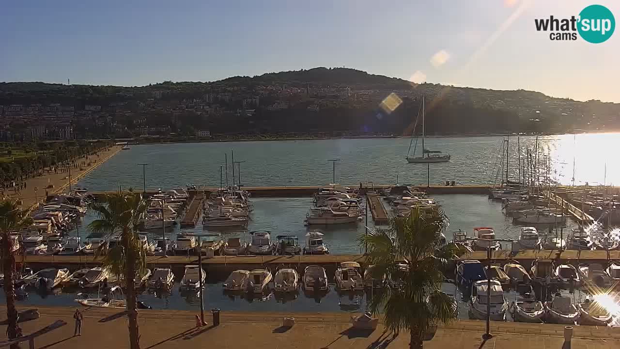 Web kamera Koper – marina i promenada – hotel Grand Koper