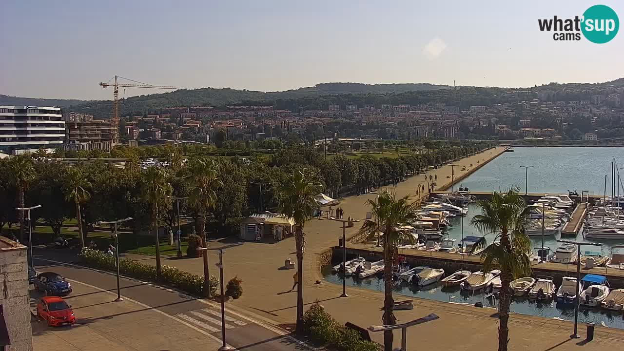 Spletna kamera Koper – Panorama na marino in promenado s Hotela Grand Koper