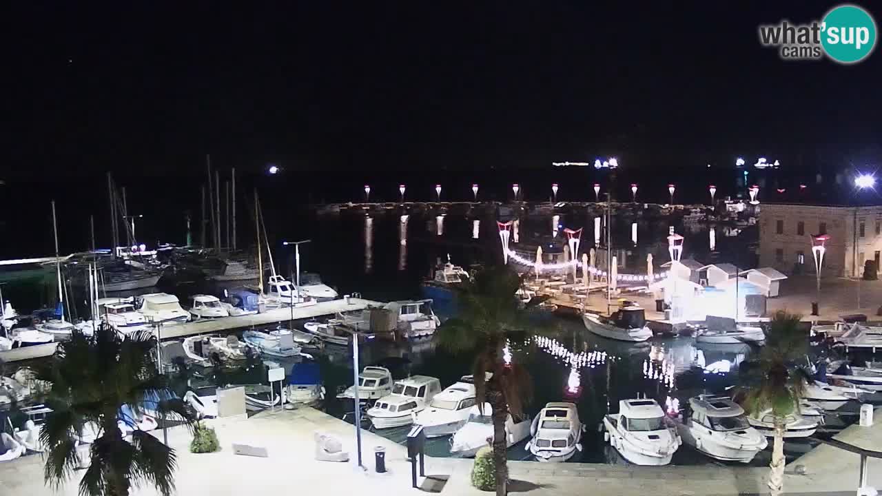 Spletna kamera Koper – Panorama na marino in promenado s Hotela Grand Koper